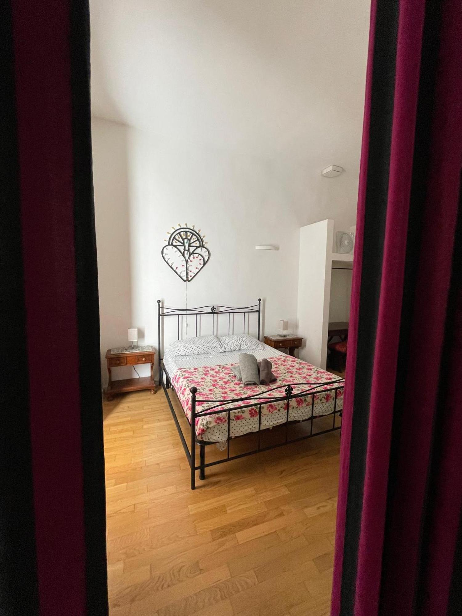 Lovely Room In Bari Old Town Exterior photo
